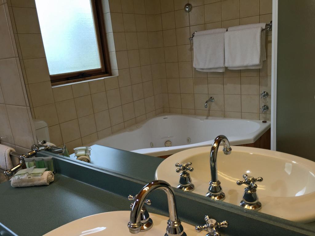 Coonawarra Place Motor Inn Eksteriør billede