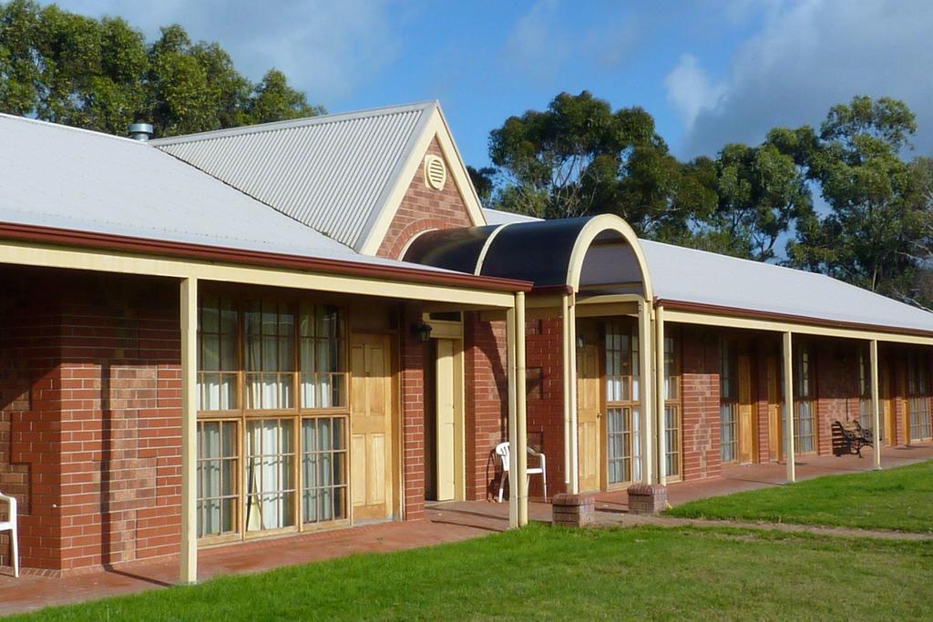Coonawarra Place Motor Inn Eksteriør billede