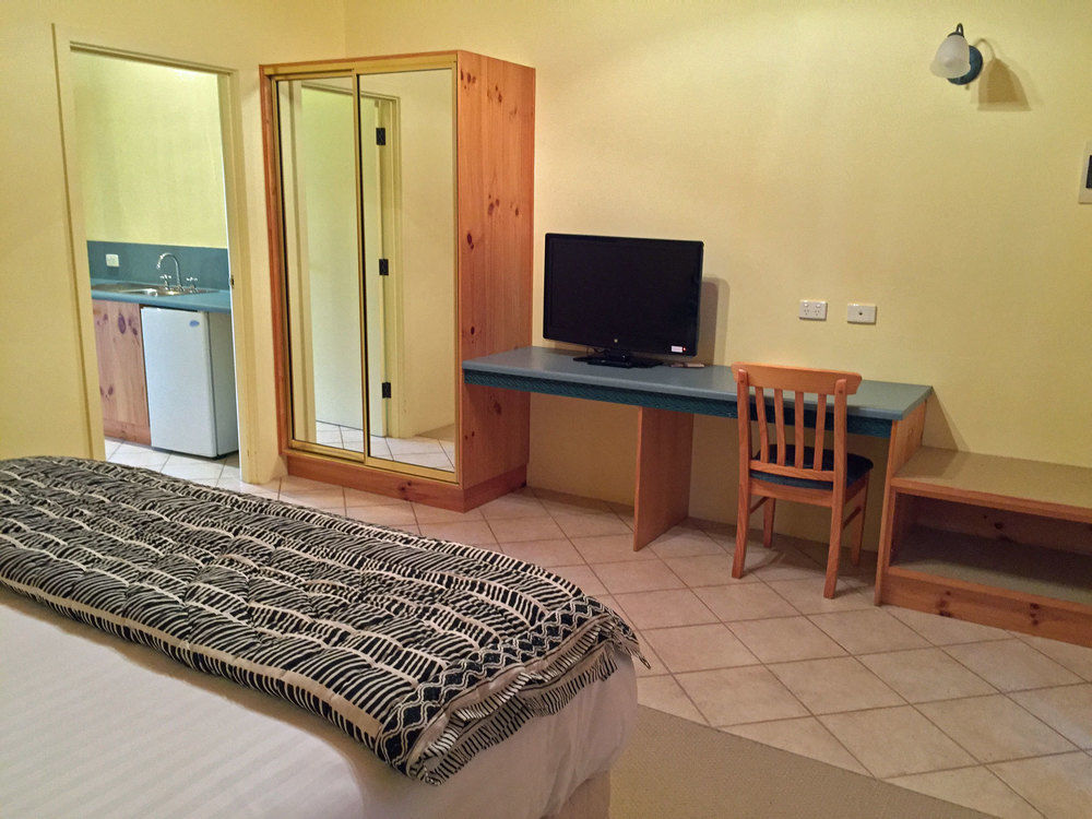 Coonawarra Place Motor Inn Eksteriør billede