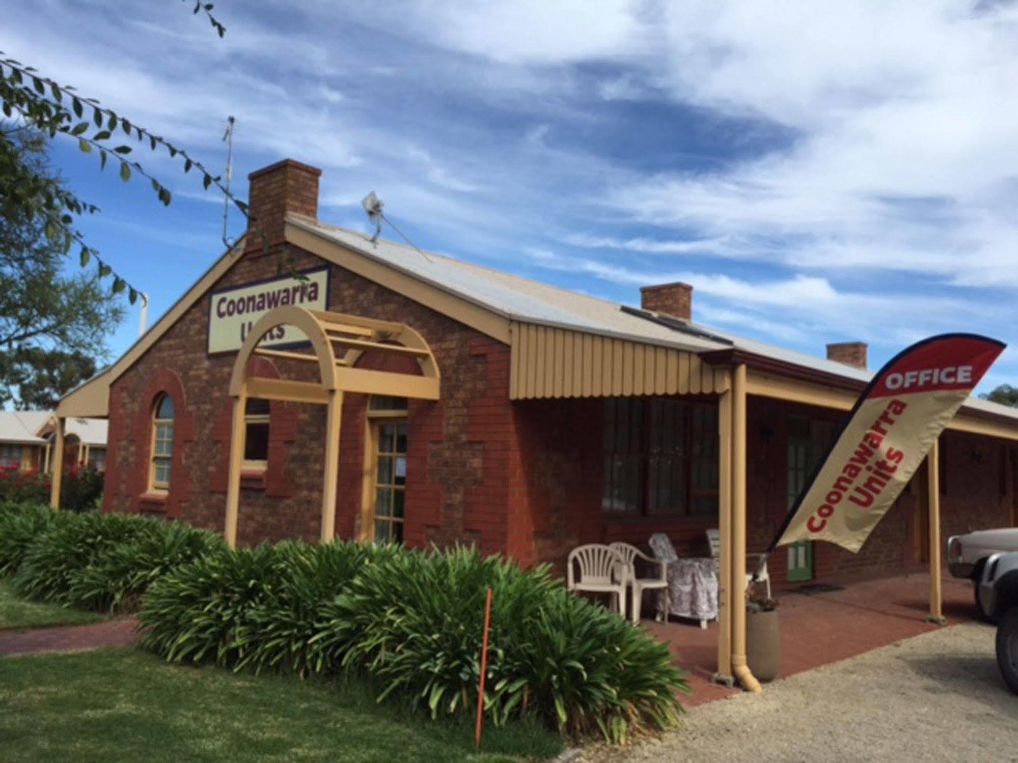 Coonawarra Place Motor Inn Eksteriør billede